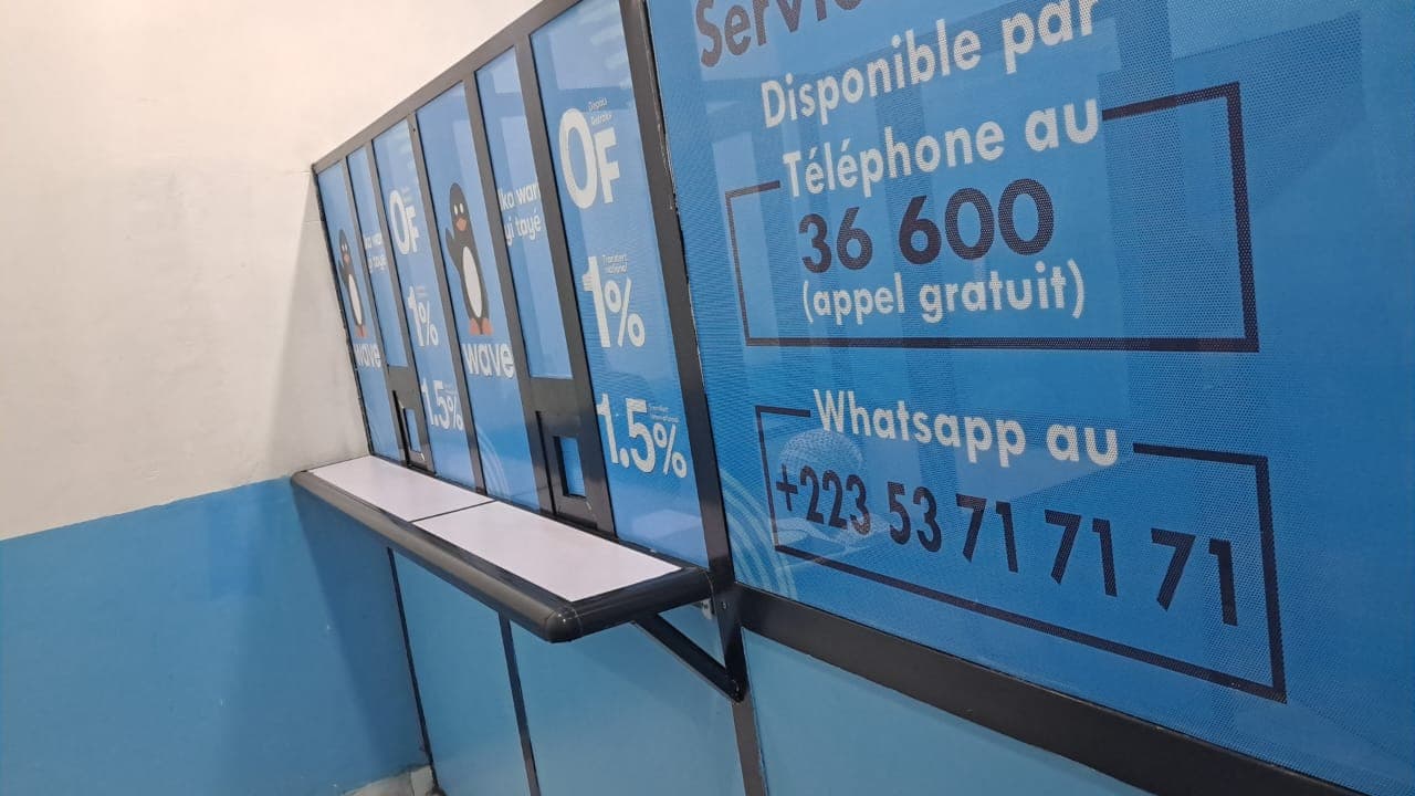 Agence Wave Sougounikoura — Bâtiment commercial à Sougounikoura, Bamako